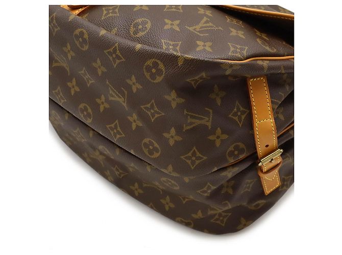 Louis Vuitton Monogram Saumur 35 Shoulder Bag M42254 Brown - view 3