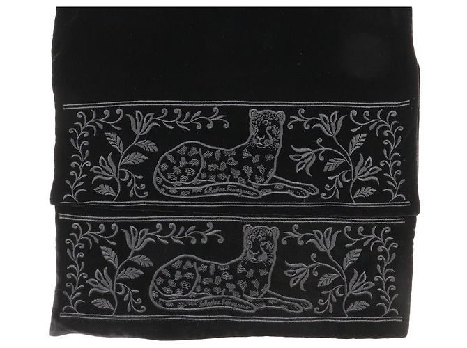 Sciarpa in seta rayon Salvatore Ferragamo Nero - vista 5