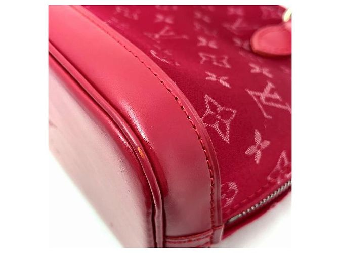 Bolsa de mão Little Alma em couro satin Louis Vuitton M92350 Vermelho - vista 8
