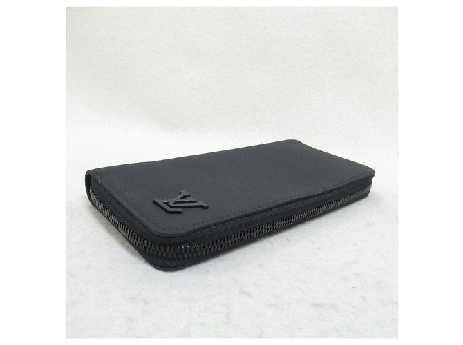 Louis Vuitton Zippy Wallet Vertical Leather Black M81743 - view 4