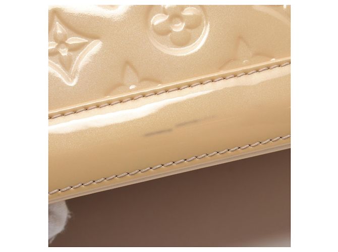 Sac à main Louis Vuitton Alma PM Vernis M91614 Beige - vue 2