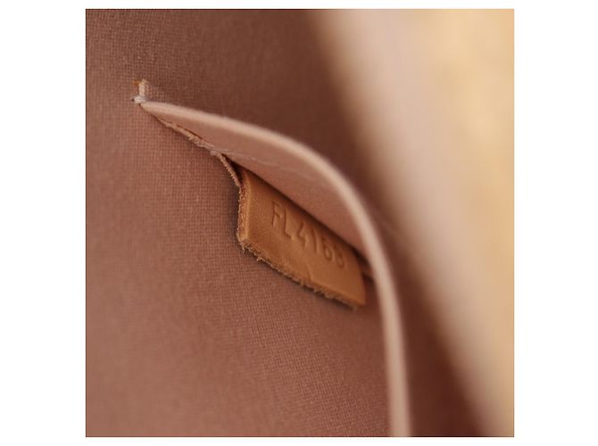 Sac à main Louis Vuitton Alma PM Vernis M91614 Beige - vue 5