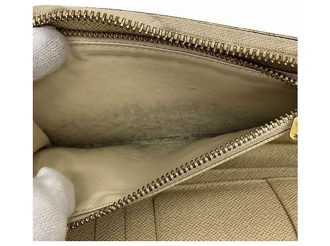 Louis Vuitton Damier Azur Zippy Compact Wallet White - view 5