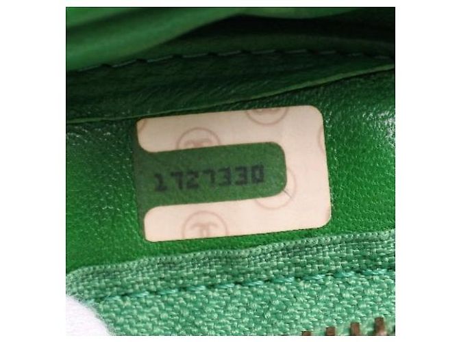 Borsa a spalla in pelle di agnello Chanel con catena Verde - vista 2