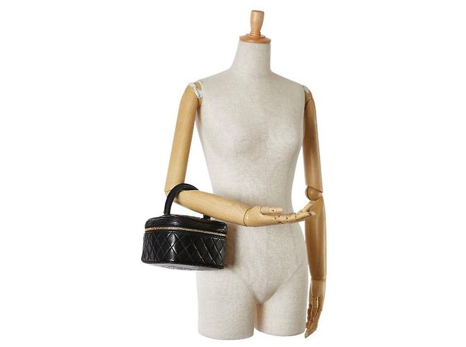 Chanel Matelasse Vanity Bag Black Lambskin - view 9