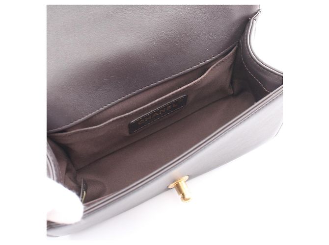 Chanel Boy Matelasse Leather Shoulder Bag Brown - view 3
