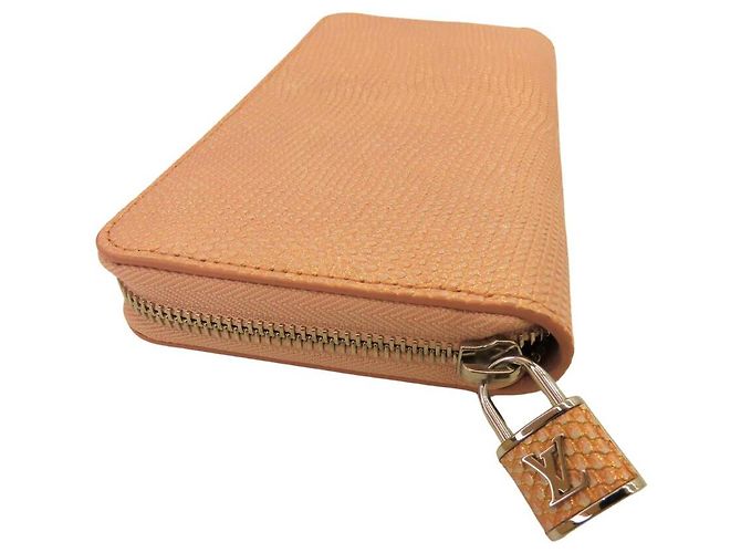 Louis Vuitton Exotic Lizard Zippy Wallet Pink - view 5