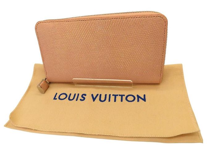 Louis Vuitton Exotic Lizard Zippy Wallet Pink - view 9