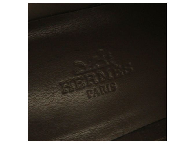 Hermès Botas cortas de cuero con hebilla Hermes Kelly negras Negro - vista 2
