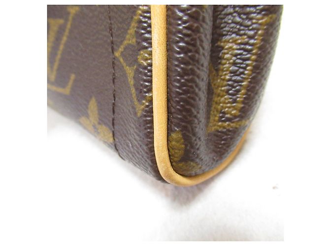 Louis Vuitton Pochette Beverly Shoulder Bag M40122 Brown - view 9