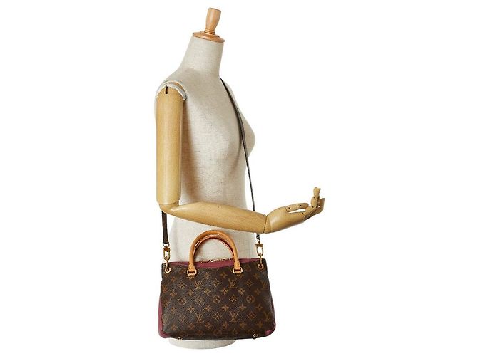 Bolso Louis Vuitton Monogram Pallas BB M41634 Rosa - vista 6