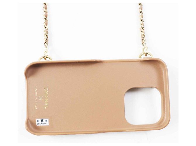 Funda de piel de caviar Chanel para iPhone 14 Pro con cadena Castaño - vista 4
