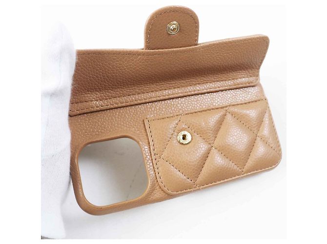 Funda de piel de caviar Chanel para iPhone 14 Pro con cadena Castaño - vista 5
