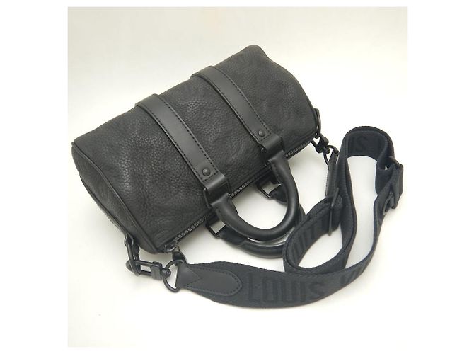 Louis Vuitton Leather Keepall Bandouliere 25 Handbag Black - view 3