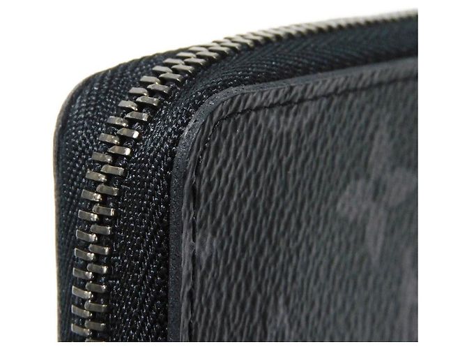 Porte-monnaie Zippy Vertical M81662 de Louis Vuitton Noir - vue 12