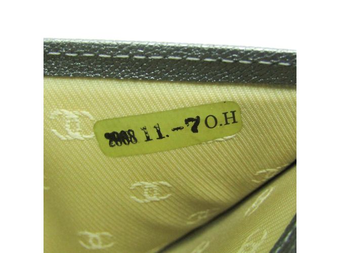 Portafoglio lungo in pelle per donne Chanel Coco Button Argento - vista 11