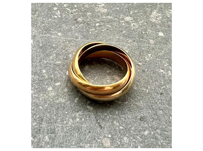 Anel Cartier Trinity Grande Modelo Ouro Branco Ouro Amarelo Ouro Rosa Hardware prateado Gold hardware - vista 3