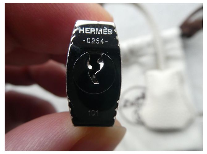 campanella, linguetta e lucchetto hermès nuovo per borsa hermès dustbag Bianco - vista 3