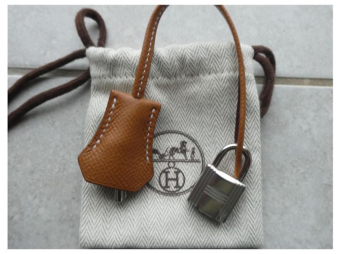 campanella, linguetta e lucchetto hermès nuovo per borsa hermès dustbag Marrone chiaro - vista 2