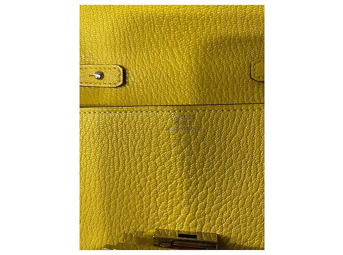 Borsa a spalla Cinhetic To Go di Hermès in pelle gialla Giallo Cammello - vista 14