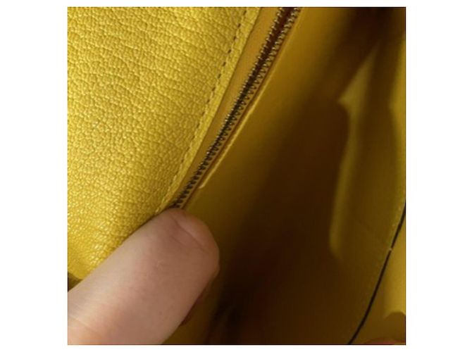Borsa a spalla Cinhetic To Go di Hermès in pelle gialla Giallo Cammello - vista 7