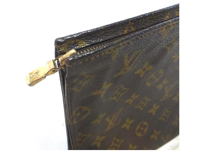 Louis Vuitton Pochette 26 Monogram - 833 Marrone - vista 3