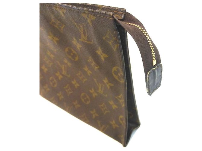 Louis Vuitton Pochette 26 Monogram - 833 Marrone - vista 4