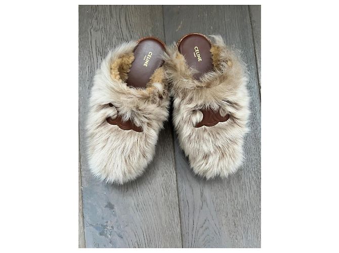 Céline Clogs aus beigem Kunstfell - Ansicht 2