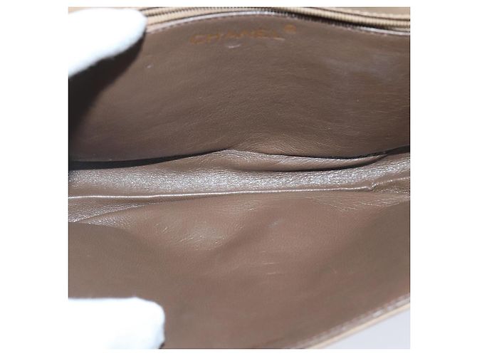 Borsa a spalla CHANEL in pelle di agnello beige oro CC Auth bs19652 D'oro - vista 10