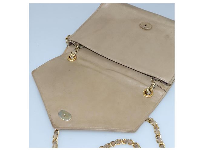 Borsa a spalla CHANEL in pelle di agnello beige oro CC Auth bs19652 D'oro - vista 9