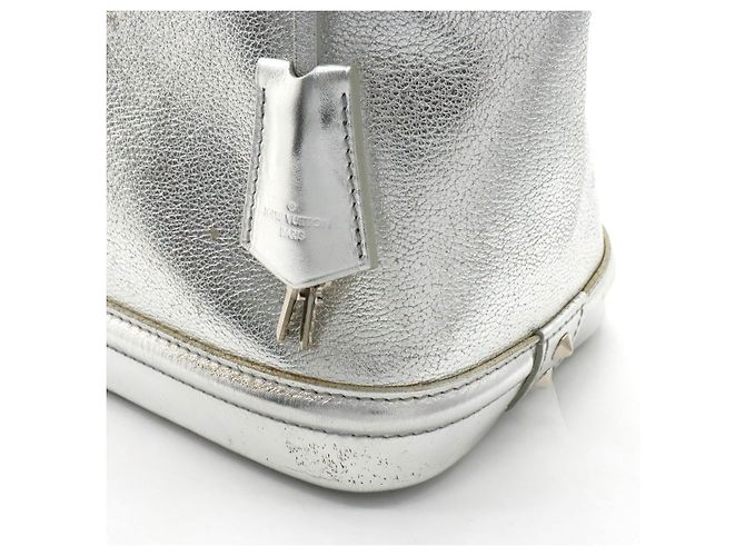 Sac à main Louis Vuitton Suhali Lockit PM M95541 Argenté - vue 8