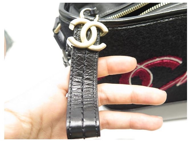 NUOVA BORSA A MANO CHANEL GABRIELLE PARIGI HAMBURGO FELTRO E PELLE Nero - vista 16