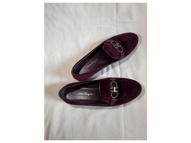 Scarpe basse Salvatore Ferragamo in velluto viola scuro - vista 6