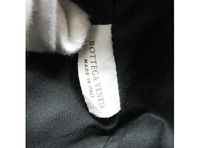 Borsa a spalla in pelle Leggero di Bottega Veneta - vista 12