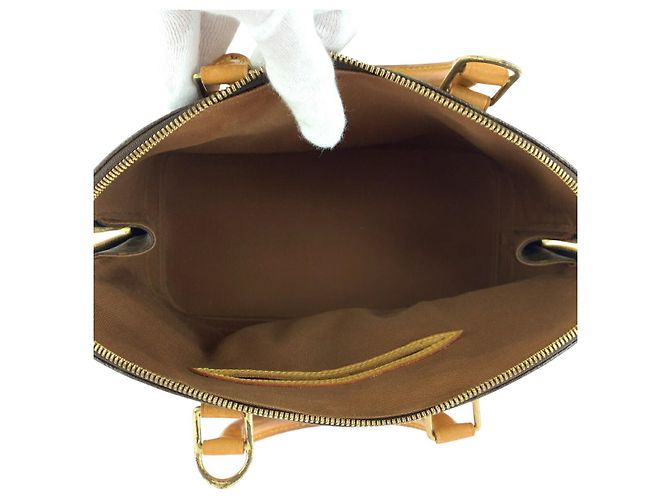Sac à main Louis Vuitton Alma marron or PVC - vue 9