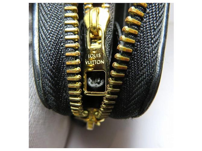 Louis Vuitton Monogram Zippy Wallet M80481 Black - view 8