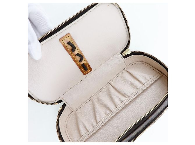 Neceser de lona Monogram de Louis Vuitton M47510 Castaño - vista 6