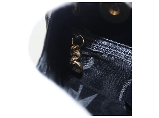 Borsa a spalla Gancini in vernice 2way nera e oro Auth ki5031 di Salvatore Ferragamo Nero D'oro - vista 22