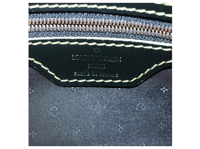 LOUIS VUITTON Suhari Lockit Clutch Bag Pelle Nera M95628 LV Auth 99122 Nero - vista 18