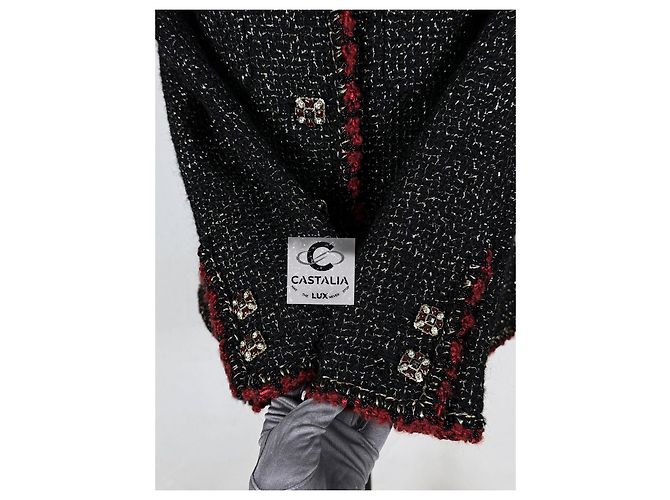 Chanel Nuevo Chaqueta de Tweed Negro con Botones Legendarios de Joyas - vista 13