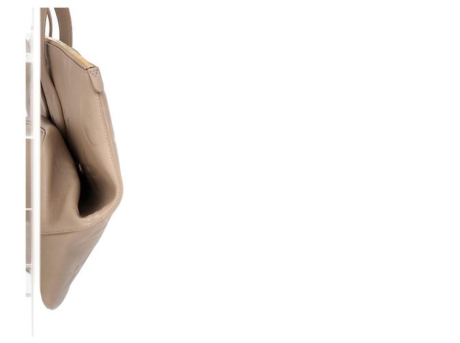 Borsa da viaggio in pelle Empreinte beige con monogramma in rilievo Louis Vuitton - vista 12