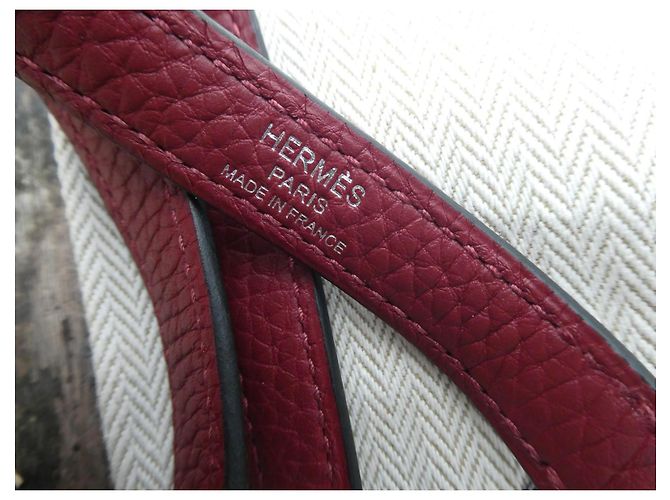 Tracolla Hermès per borsa Hermès Kelly in pelle rossa, nuova, mai usata. Rosso - vista 3