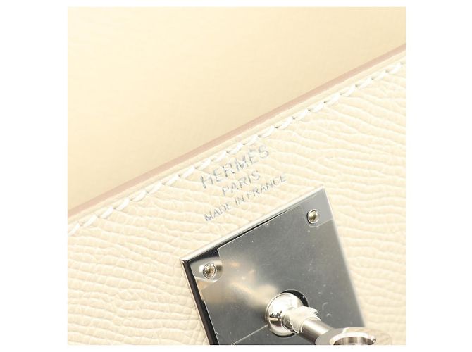 Hermès Hermes Kelly 28 Handbag Ivory Beige - view 4
