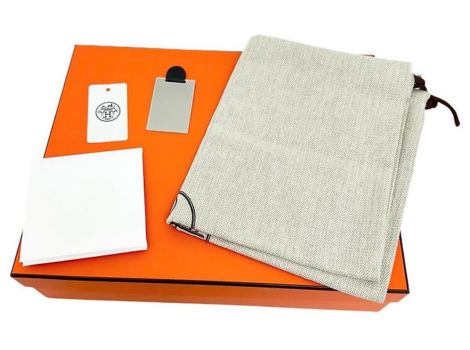 Hermès Hermes Constance Mini 18 Leder Schultertasche Schwarz - Ansicht 10