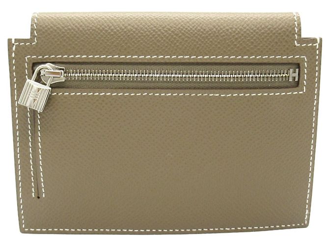 Hermès Billetera compacta de cuero Hermes Kelly Pocket Gris - vista 2