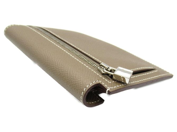 Hermès Billetera compacta de cuero Hermes Kelly Pocket Gris - vista 4