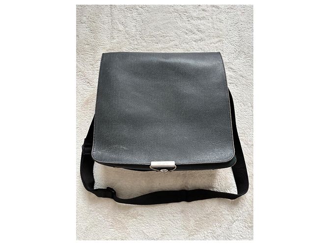 Abbesses Louis Vuitton Viktor Dark grey - view 3