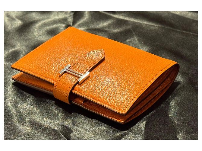 Hermès Béarn Compact Arancione - vista 2
