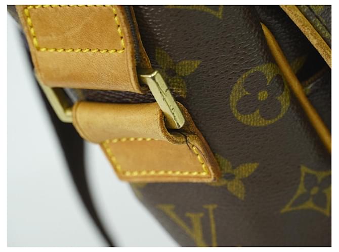 Messenger Abbesses Louis Vuitton Marrone - vista 5