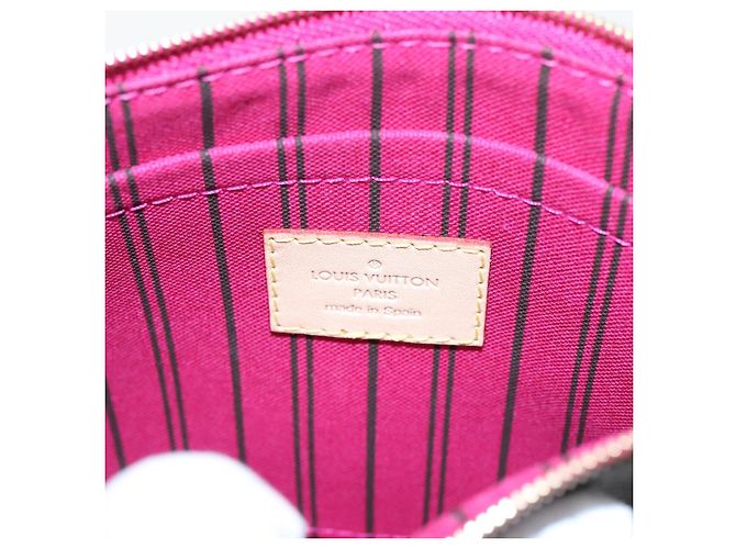 LOUIS VUITTON Monogram Neverfull MM Pouch Accessory Pouch LV Auth 98577 - view 17